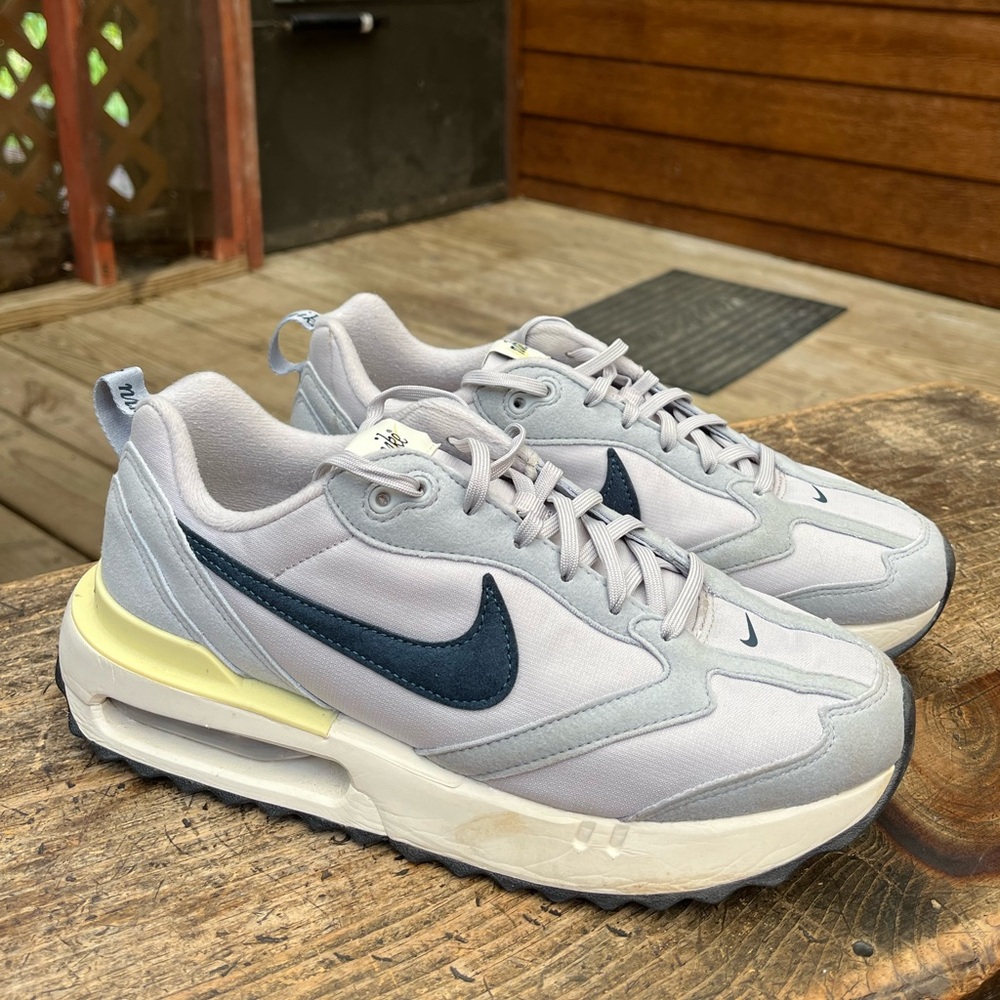 Nike Sneakers Womens size 9.5